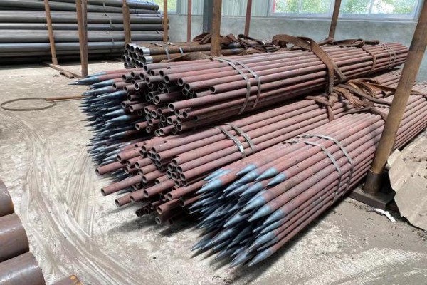 断层破碎带平原平原平原超前平原小导管 隧道注浆支护钢管